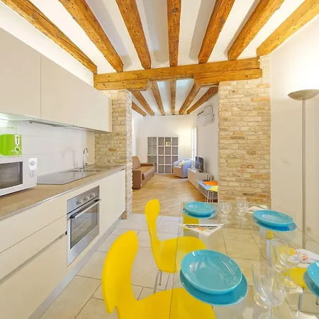 公寓 Dolcevita N 393